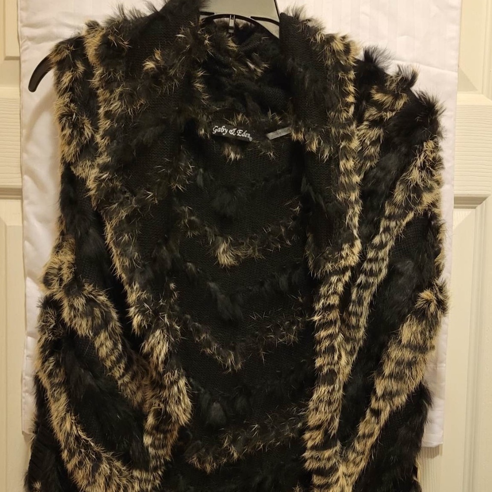 LADIES BLACK & GREY FUR VEST